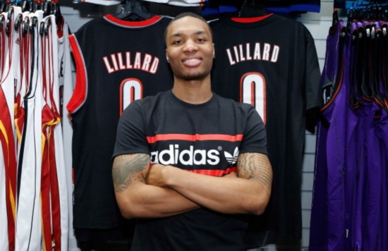 CW：阿森纳求购楚阿梅尼传闻不实，皇马很器重他（CW辟谣：阿森纳追楚阿梅尼系谣言，皇马对他高度器重）