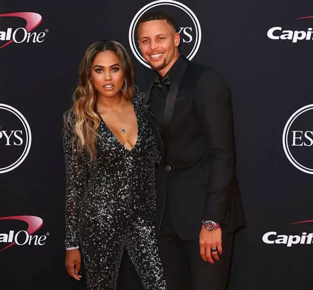 NBA球员数据统计：得分、篮板、助攻排行,（NBA球员数据总览：得分、篮板与助攻榜单）